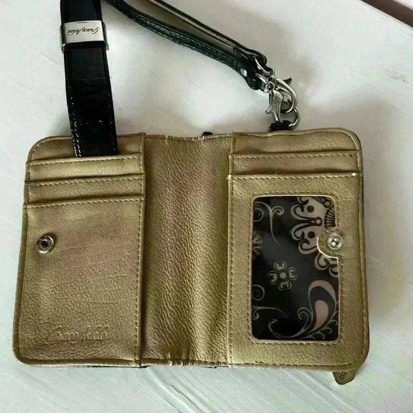 Grace Adele Wallet Wristlet Coin-purse Cardholder (Faux) Soft Patent Leather - Picture 3 of 6